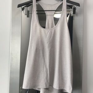 Outdoor Voices  tank